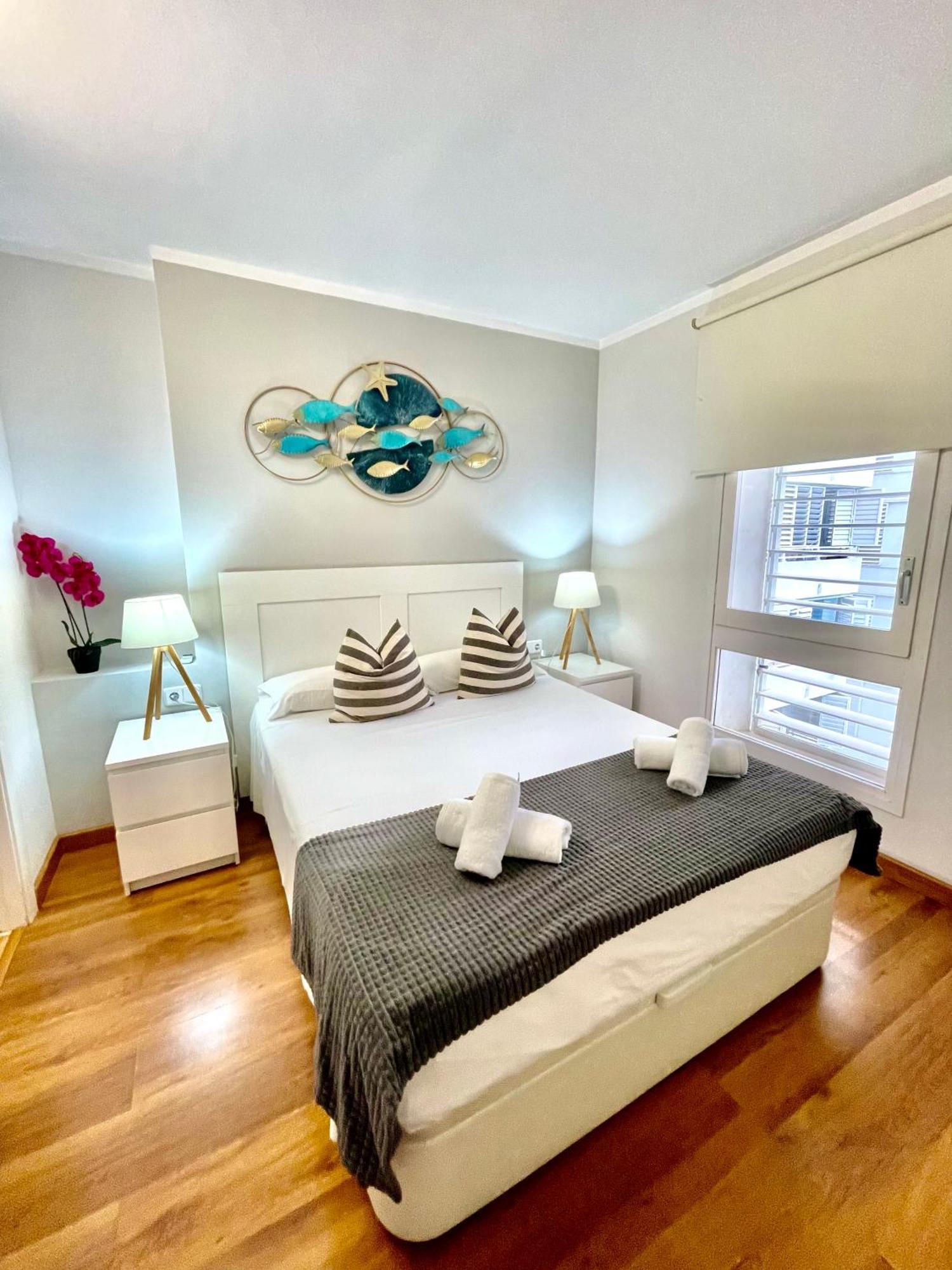 Seahomes Vacations, La Mer Bleue, Beach&Pool, Pk, Full Equipped In Fenals Beach Lloret de Mar Eksteriør bilde