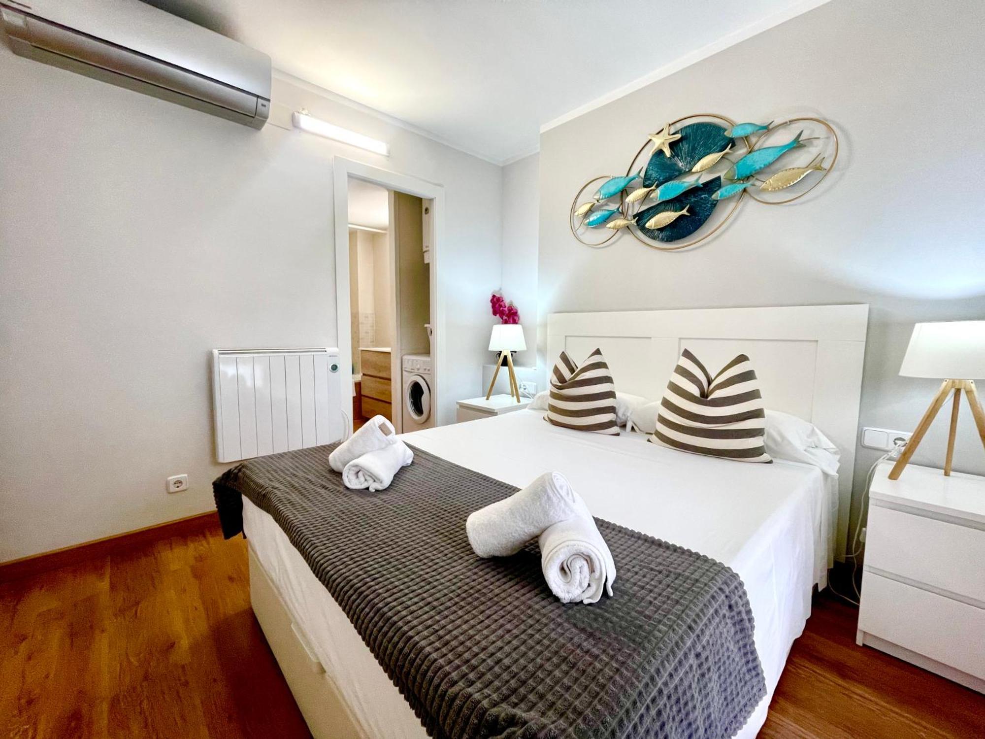 Seahomes Vacations, La Mer Bleue, Beach&Pool, Pk, Full Equipped In Fenals Beach Lloret de Mar Eksteriør bilde