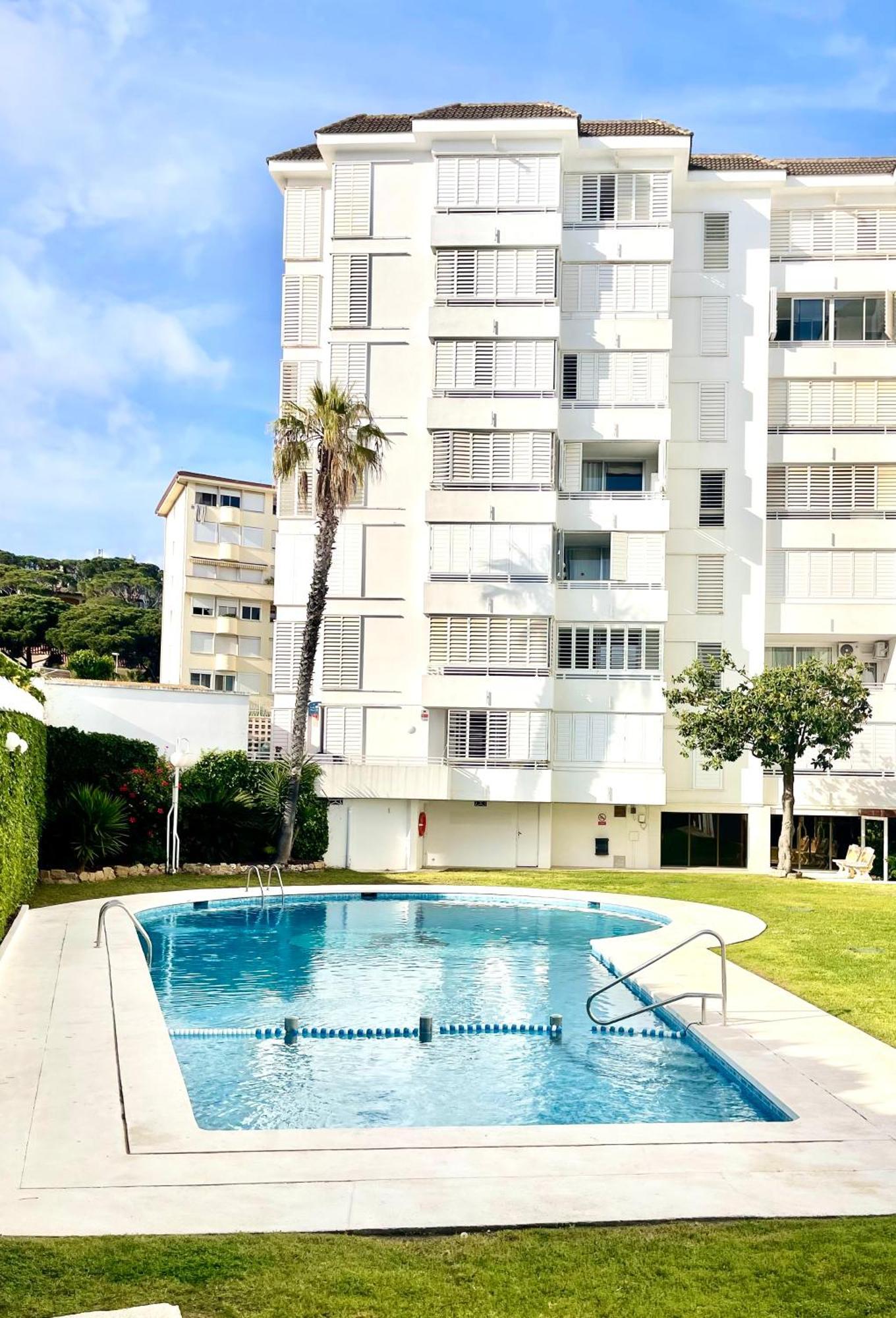 Seahomes Vacations, La Mer Bleue, Beach&Pool, Pk, Full Equipped In Fenals Beach Lloret de Mar Eksteriør bilde